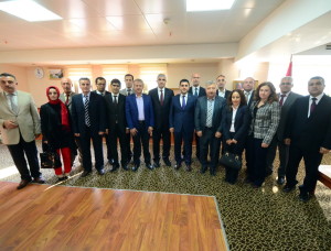 2015-2016 Eğitim Öğretim yılı nedeniyle de ‘İlk Okuma Yazma’ setinin dağıtımını gerçekleştiren Kemalpaşa Belediyesi’ne teşekkür 2015-2016 Eğitim Öğretim yılı nedeniyle de ‘İlk Okuma Yazma’ setinin dağıtımını gerçekleştiren Kemalpaşa Belediyesi’ne teşekkür