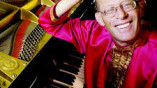 Dünyaca ünlü piyanist David Helffgott, 2 Aralık 2015 tarihinde İzmir’de