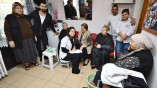 Kuaförün “cezası” yaşlılara “ödül” oldu