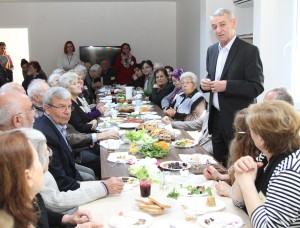 Yeni dostlarla yeni yıla merhaba