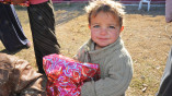 SURİYELİ ÇOCUKLARA YILBAŞI SÜRPRİZİ