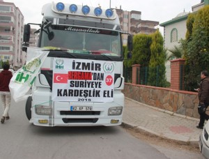 İHH İzmir’den Suriye’ye yardım eli İHH İzmir’den Suriye’ye yardım eli