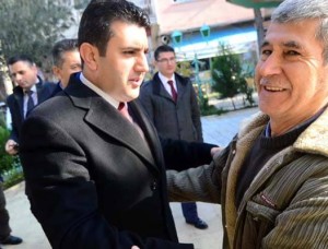 ARMUTLU’YA DOĞALGAZ MÜJDESİ ARMUTLU’YA DOĞALGAZ MÜJDESİ