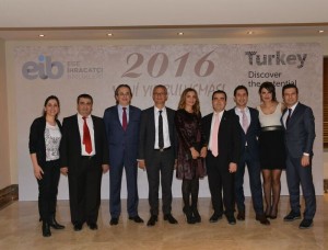 Egeli İhracatçılar Yeni Yıldı Birlikte Yarşıladı Egeli İhracatçılar Yeni Yıldı Birlikte Yarşıladı