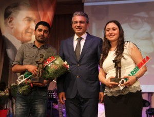 Karşıyaka Belediyesi’nden şiir yarışması Karşıyaka Belediyesi’nden şiir yarışması