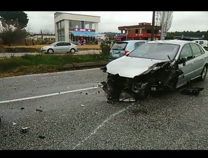 İzmir Ayrancılar Yolu Oğlananasi Kavşağında Zincirleme Kaza
